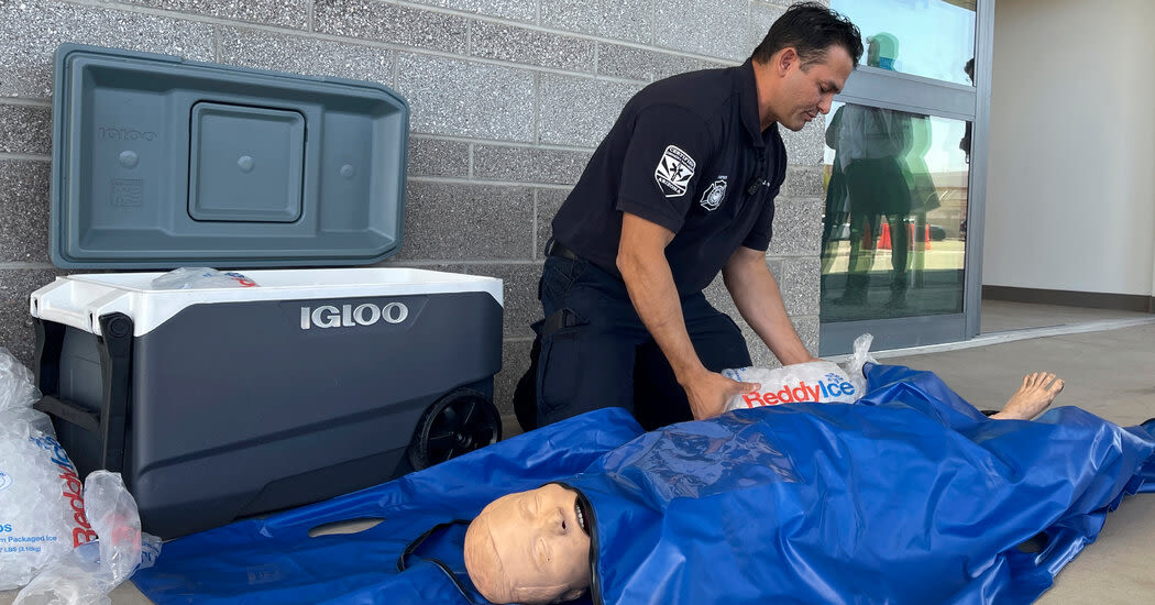EMTs Get a New Way to Treat Heat Victims: Body-Sized Ice Cocoons