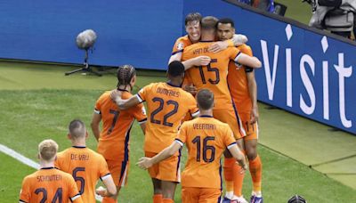 Países Bajos derrotó a una aguerrida Turquía en Eurocopa de fútbol - Noticias Prensa Latina