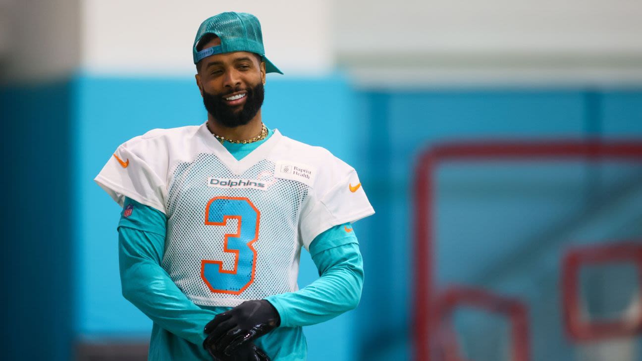 Miami Dolphins training camp preview: Will the new-look defense hold up its end?