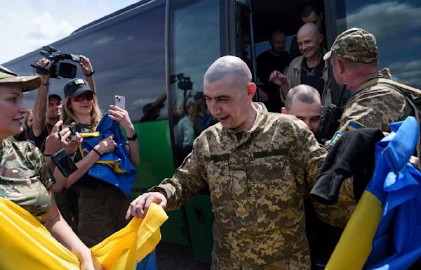 Russia and Ukraine exchange POWs for the first time in months. Bodies of fallen are also swapped