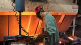 US manufacturing gauge drops to eight-month low