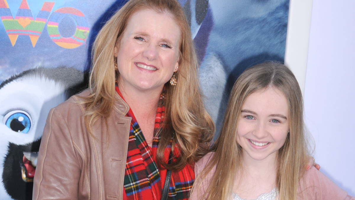So It Turns Out the Voice Actress for Bart Simpson Is Sabrina Carpenter's Aunt