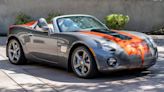 2006 Pontiac Solstice With Supercharged V8 Swap Is an Absolute Burnout Machine
