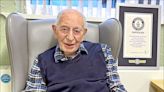 中英對照讀新聞》World’s Oldest Man Attributes Longevity to Luck and Fish & Chips 世界上最年長者稱運氣和魚薯條是長壽秘訣