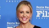 Sarah Michelle Gellar Debuts Stunning New Bob and Uses Mother Nature as Her Wind Machine on Instagram