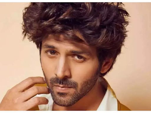 Kartik Aaryan returns to comedy with Pati Patni Aur Woh 2 | Hindi Movie News - Times of India