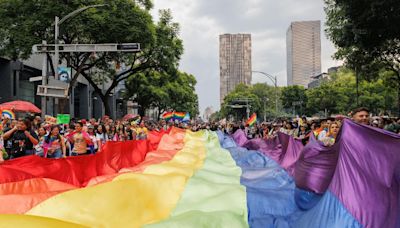 Un cuarto de millón marchó por el orgullo LGBT 2024 en CDMX