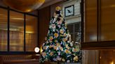 Huishan Zhang Decorates the Londoner Hotel’s Christmas With Black, White Roses