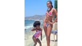 Gabrielle Union and Daughter Kaavia Are 'Twinnin and Grinnin' in Matching Bathing Suits: Photos