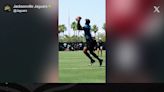 First look: Trevor Lawrence dots Gabe Davis on out route at Jaguars practice