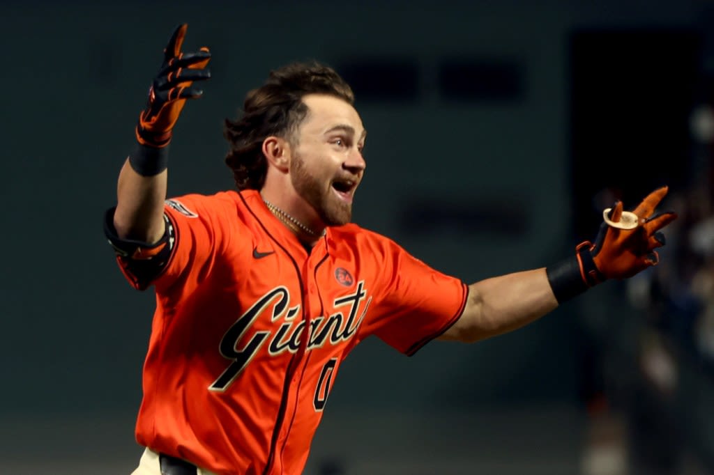 Wisely walks off Dodgers with SF Giants’ third home run of the game