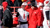 Former Wisconsin DC Jim Leonhard takes job with Big Ten West rival