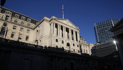 UK interest rates should stay on hold this summer, warns BOE official