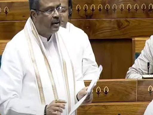Dharmendra Pradhan, Oppn MPs spar over NEET issue in Lok Sabha - The Economic Times