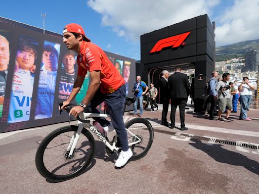 Sainz Jr. takes time over F1 future as Ferrari teammate Leclerc chases elusive Monaco podium