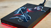 Seagate 和漫威聯名的Spider-Man FireCuda蜘蛛人特別版開箱實測