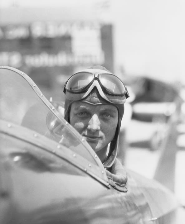 This Arkansas woman raced Amelia Earhart and won