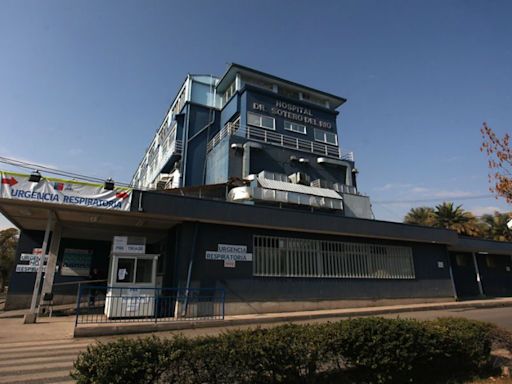 Médicos del Sótero del Río rechazan eliminación “arbitraria” de las listas de espera y exigen que director del hospital permanezca en el cargo - La Tercera