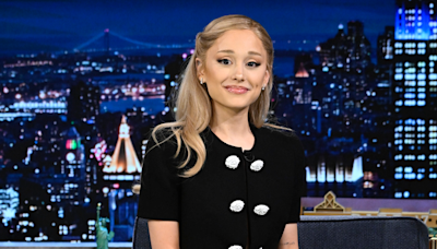 According to Ariana Grande, Side Bangs Are Cool Again