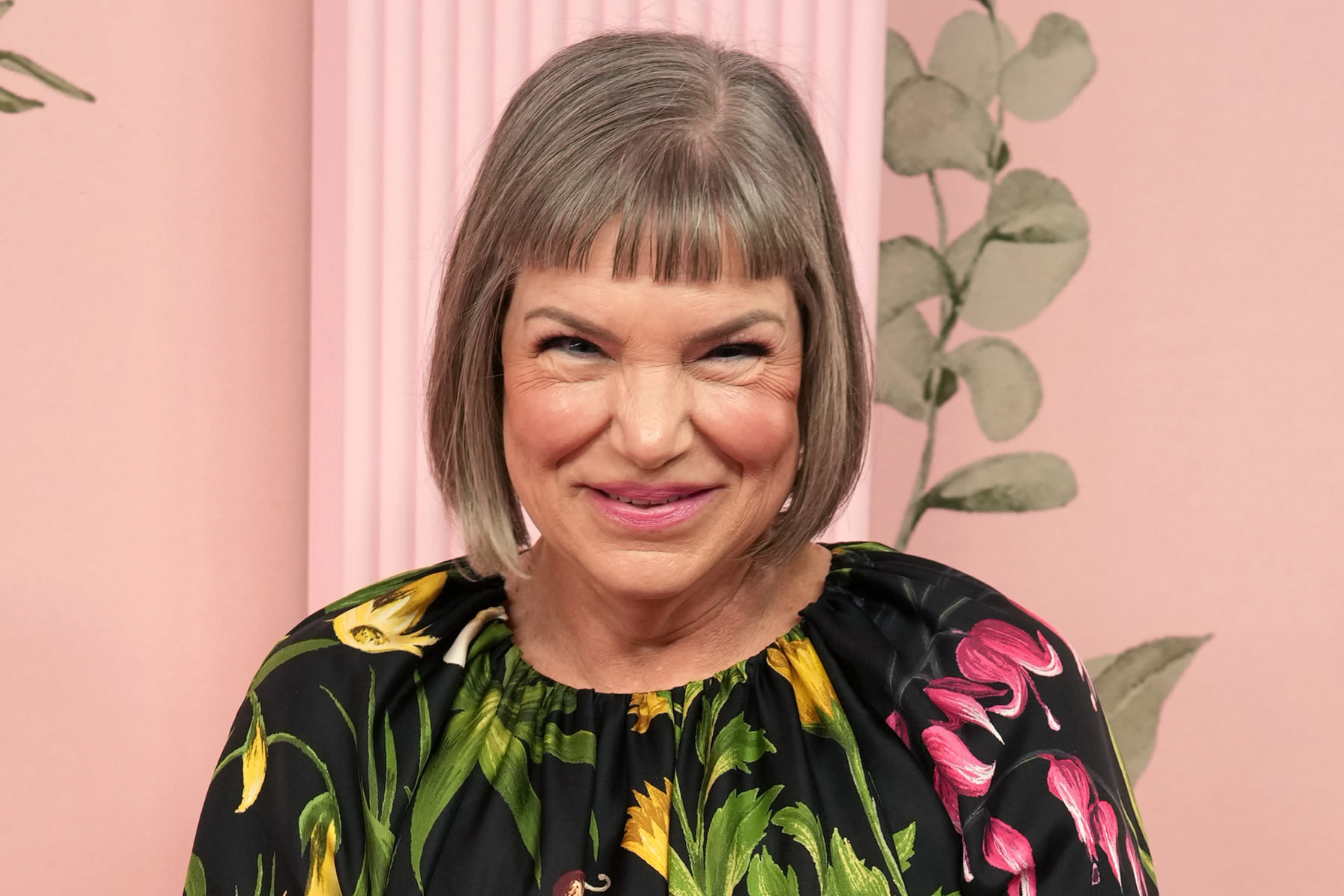 Mindy Cohn says a 'greedy' co-star tanked the 'Facts of Life' reboot: It's 'very dead'