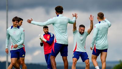 España busca ganar a Inglaterra para culminar la seducción con su cuarta Eurocopa