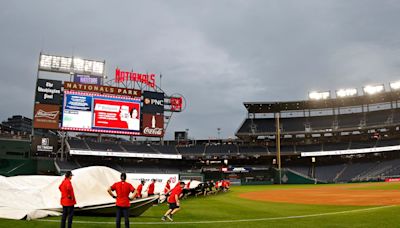 Royals edge Nationals in 10th to end 7-game skid