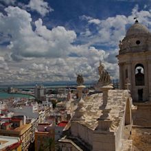 Exploring the Historic Neighborhoods of Cadiz