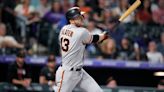 Gigantes emplean 6 relevistas para vencer a Rockies