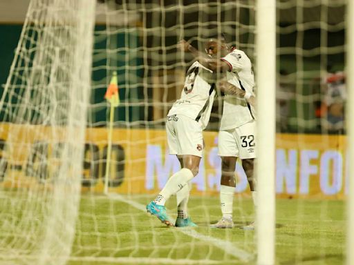 ¿Quién es ese defensa rapidísimo de Alajuelense? Jeyland Mitchell tuvo estreno notable