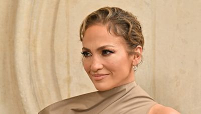 Jennifer Lopez Has a Wildly Impractical but Adorable Bike-Riding ’Fit