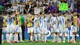 1(4)-1(2):Argentina y Messi están en semifinales por un Dibu descomunal