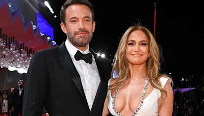 Are Ben Affleck, Jennifer Lopez struggling to sell their Beverly Hills mansion?