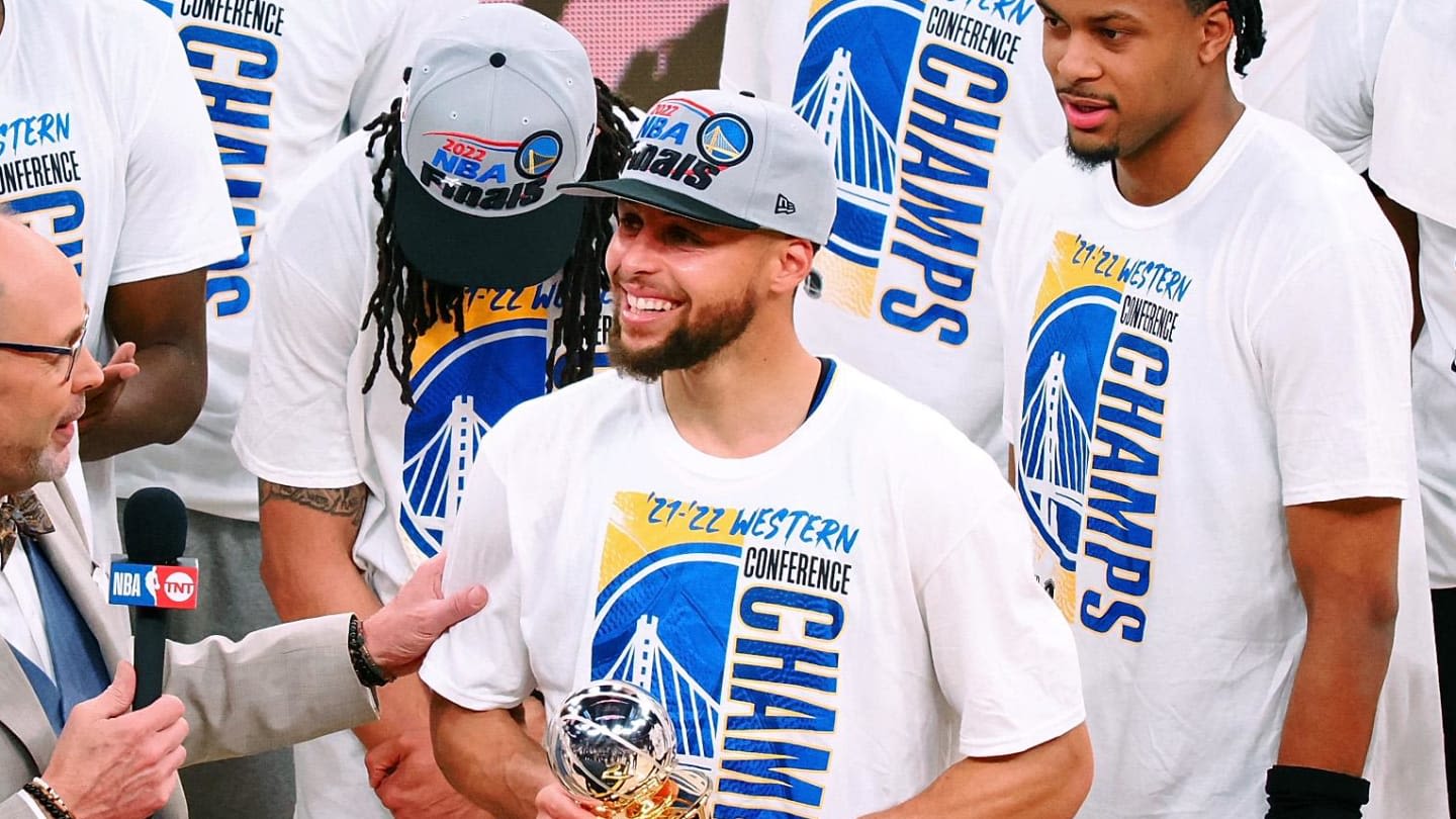 Steph Curry Joins LeBron James, Michael Jordan, Magic Johnson on NBA Legend's Mount Rushmore