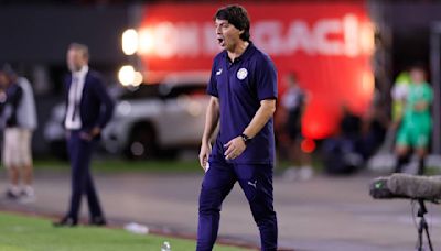 José Luis Chilavert dispara contra el seleccionador de Paraguay: ‘La selección le queda muy grande’