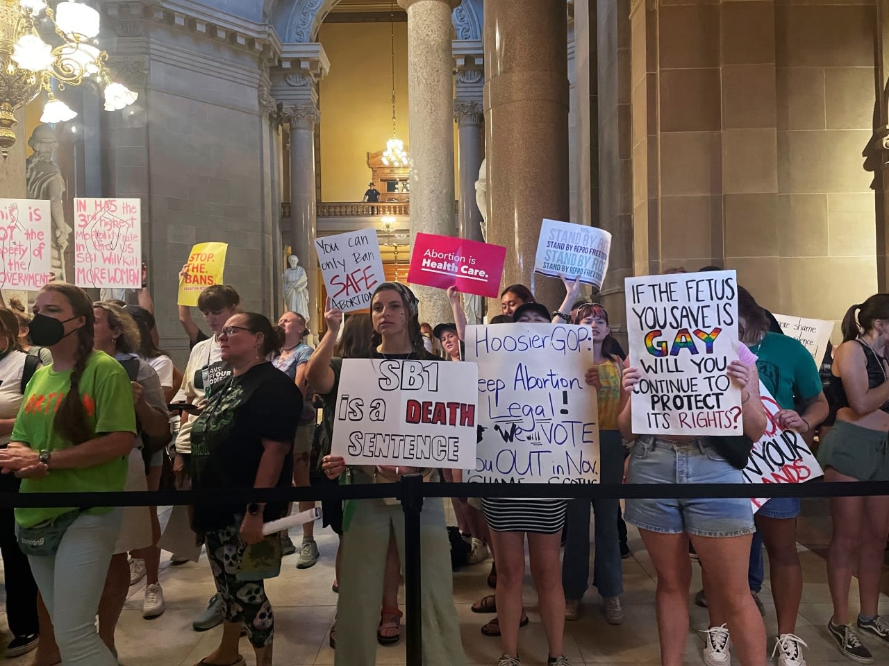 Poll: Hoosiers believe Indiana’s abortion law too restrictive