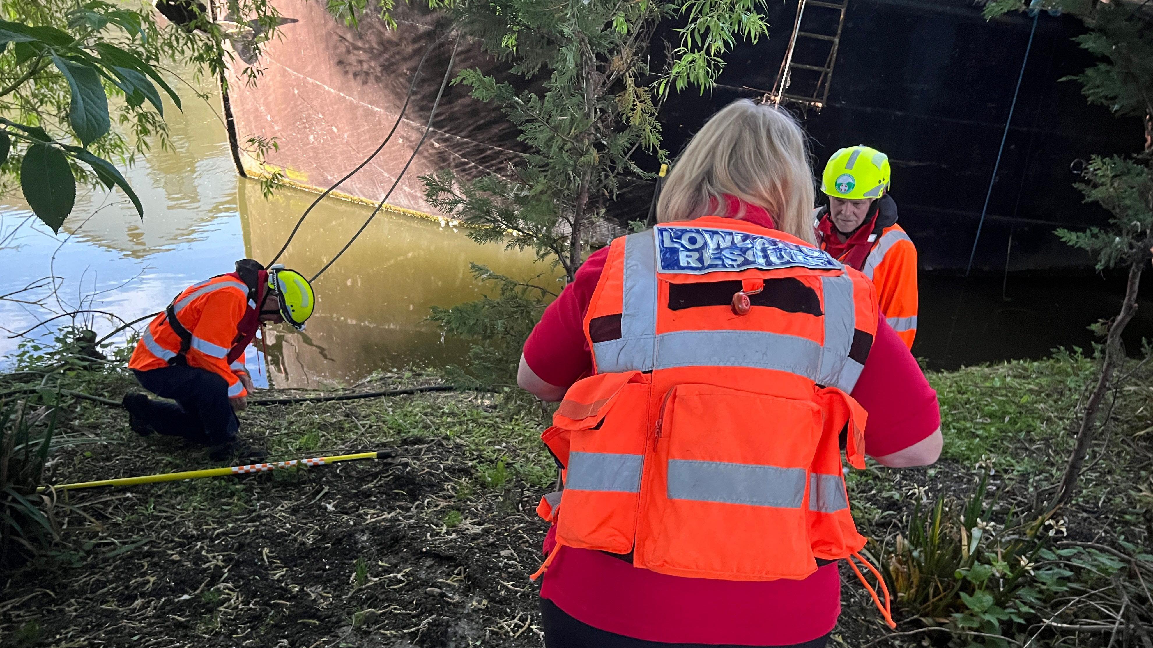 Body recovered from river in search for wanted man