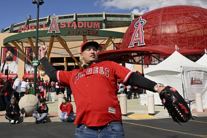 Angels take $2.75-million settlement from Anaheim over doomed stadium deal