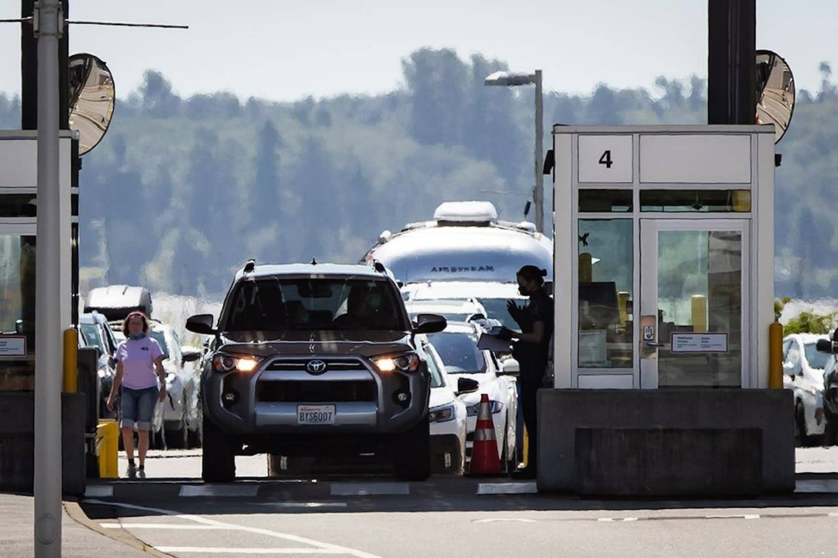 Border strike could begin as early as 1 p.m. Friday in B.C.