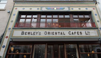 Bewley’s on Grafton Street entitled to new lease, court rules