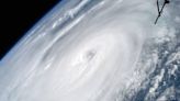 Apagones en Texas: Fuertes tormentas dejan a más de 1 millón de usuarios sin luz