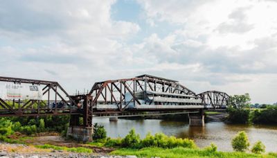 Rock Island Bridge opening delayed, again. When will you be able to hang out above the Kaw?