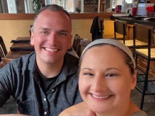 Gypsy-Rose Blanchard Posts a Photo From Her Dinner Date With Partner Ken Urker on Her 33rd Birthday; See Here