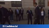 El despiste de Joselu en la celebración del Real Madrid: casi deja sin saludo a Isabel Díaz Ayuso
