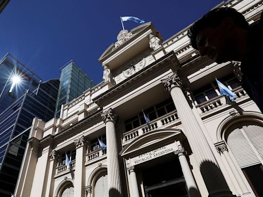 Inflation-hit Argentina launches new top banknote, worth just $10