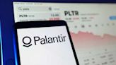 政府、企業專案兩頭賺 Palantir被看好是AI熱潮下一個早期受益者 | Anue鉅亨 - 美股雷達