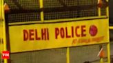 Delhi police bust fake call centre, 20 held | Delhi News - Times of India