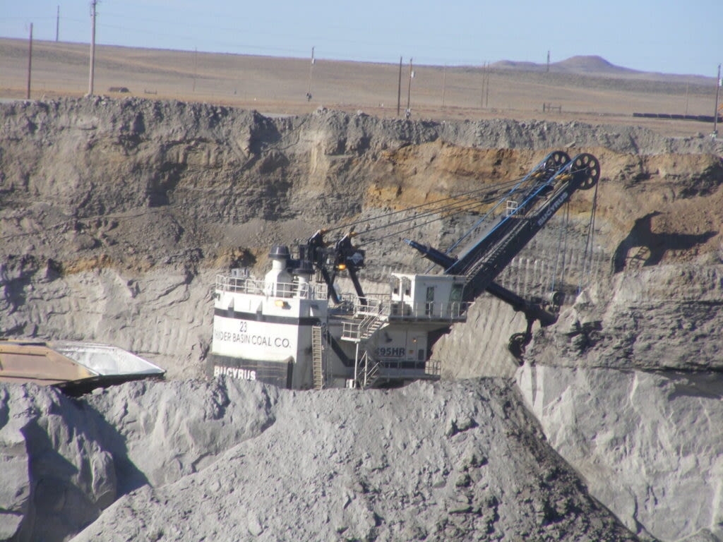 BLM plan proposes ending future federal coal leasing in Powder River Basin