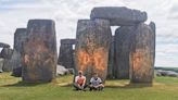 Manifestantes de Just Stop Oil rocían Stonehenge con pintura