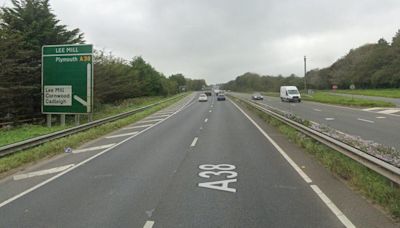 Crash blocked stretch of A38 in Devon
