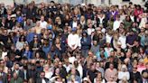 Adeus à rainha: multidões emocionadas lotam as ruas de Londres e Windsor